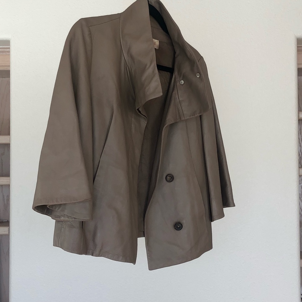 Originally $1,600 🌟 lambskin Marni cape coat - Picture 5 of 8